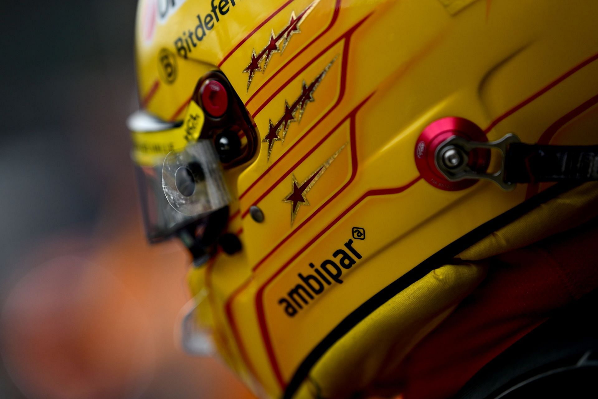 Lewis Hamilton at the qualifying for the 2025 F1 Grand Prix of Great Britain - Source: Getty